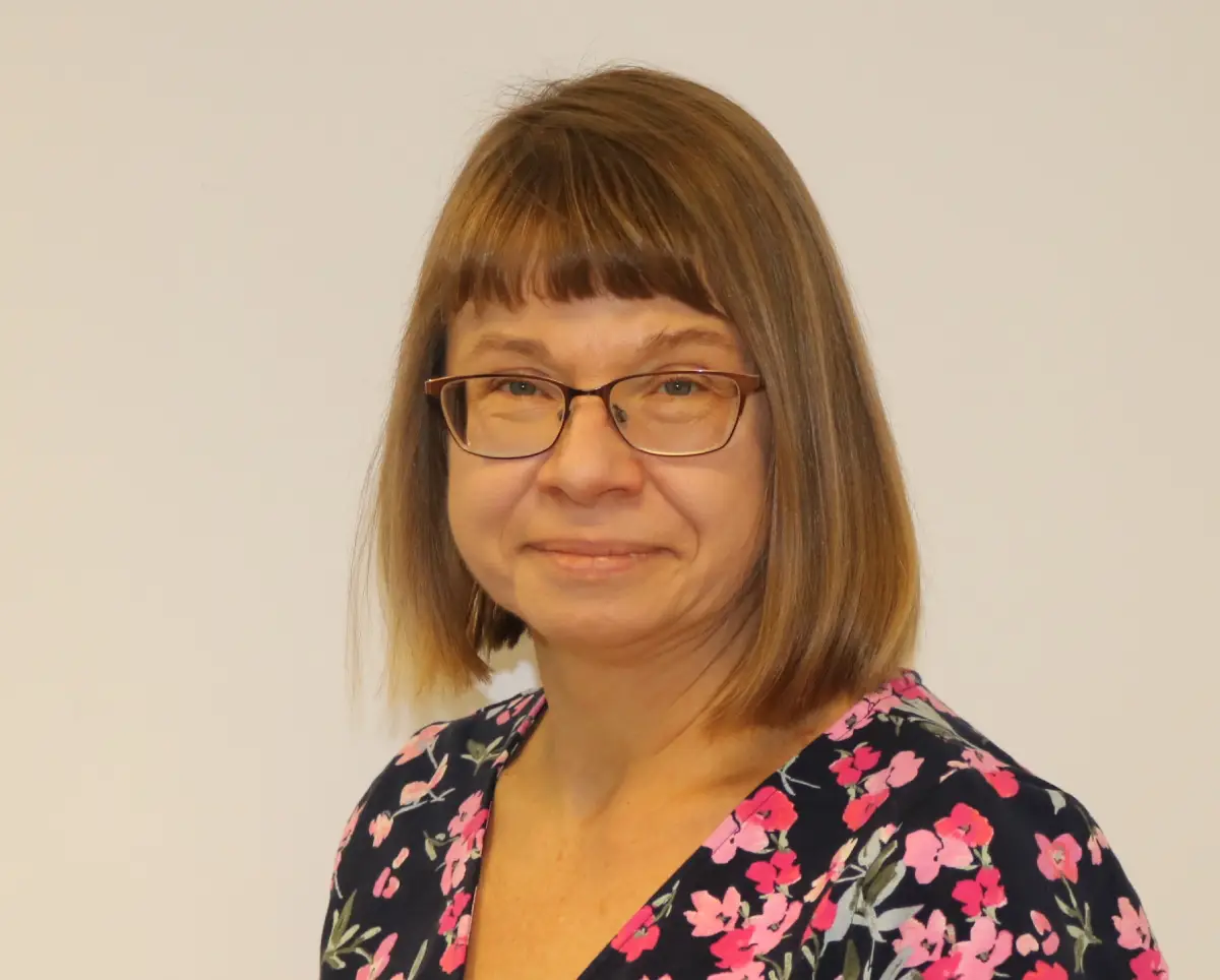 Dr Agnieskza Rzadzinska